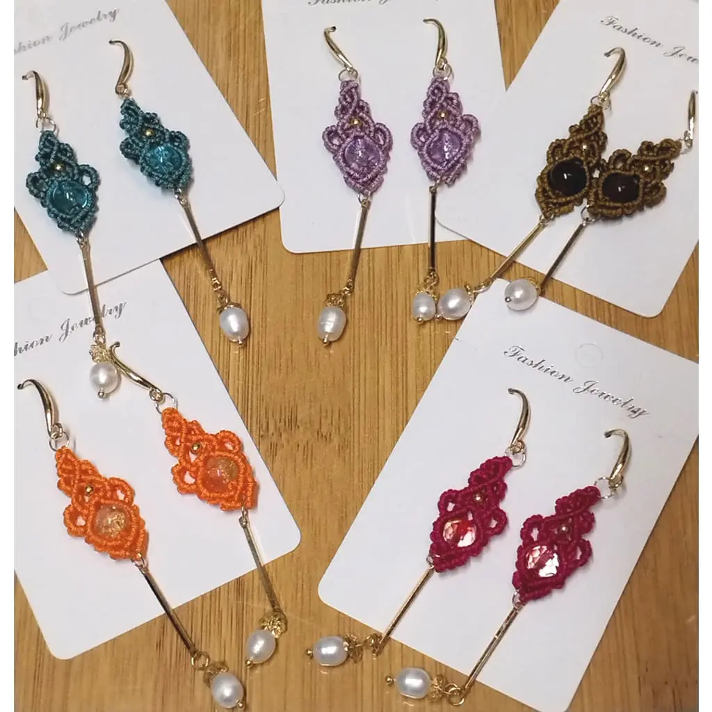 The Feather - Handmade Macrame Earrings