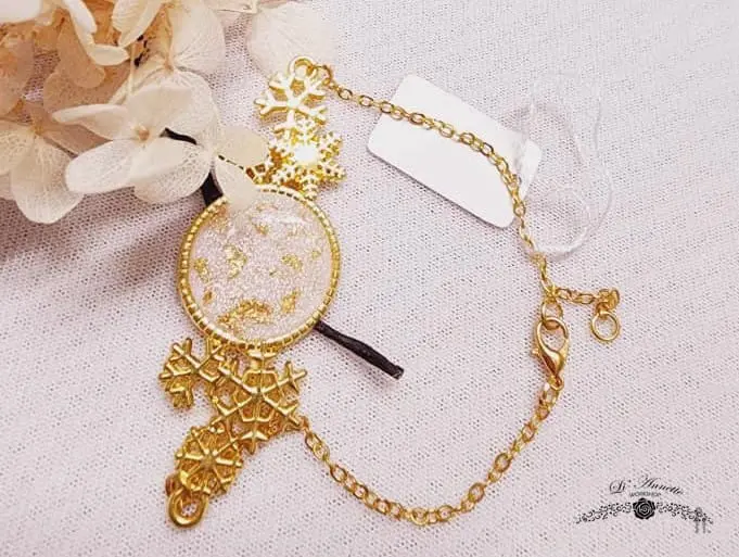 Li'Annette Royal Snow Resin Alloy Metallic Bracelet