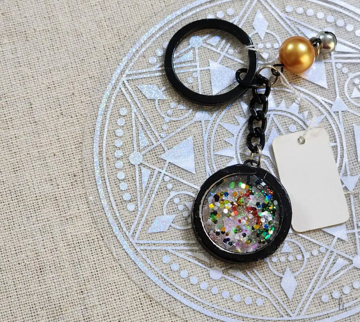 Li'Annette Resin Metallic Black Glitter Keychain