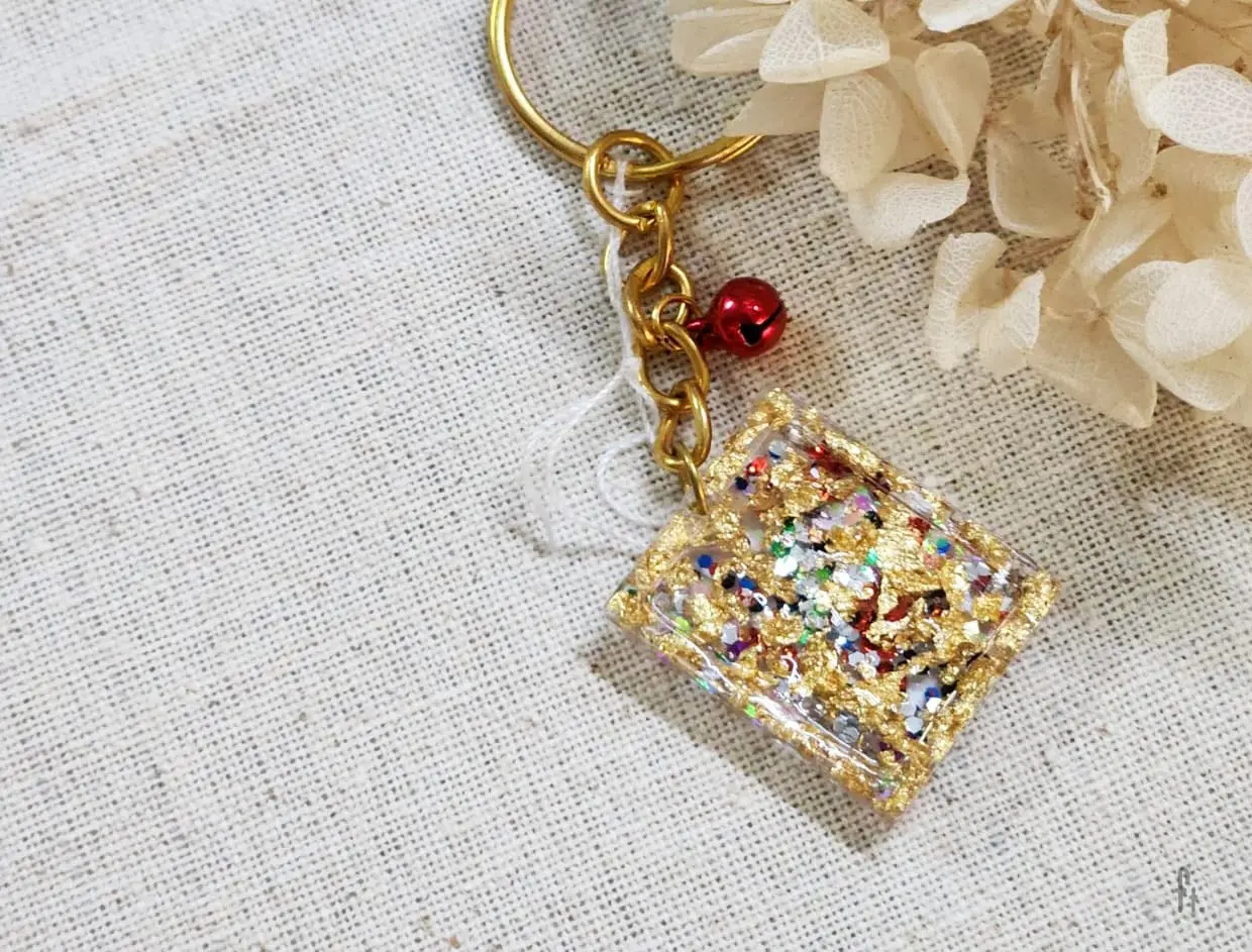 Li'Annette Gold Nutcracker Resin Metallic Keychain