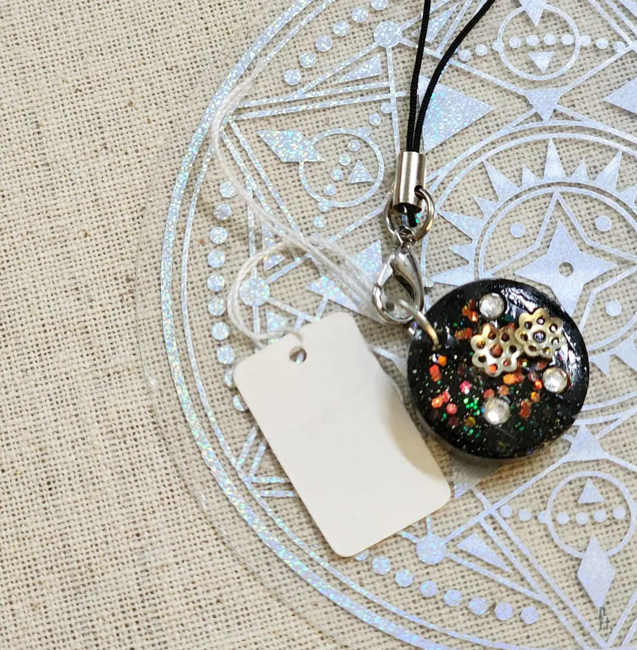 Li'Annette Gothic Romantica Flowers Resin Handphone accessories/keychain