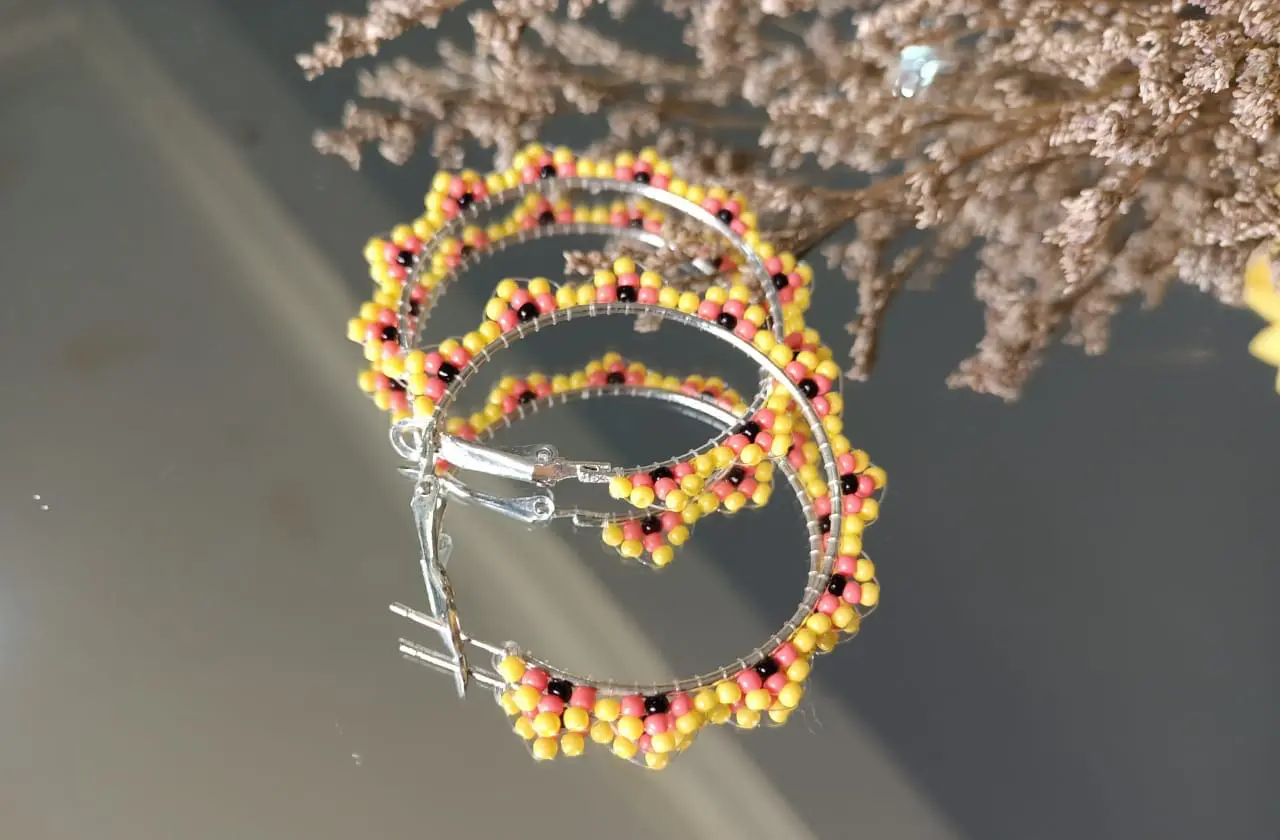 THE STONE Sunflower Beaded Wire Wrapped Hoop Earrings