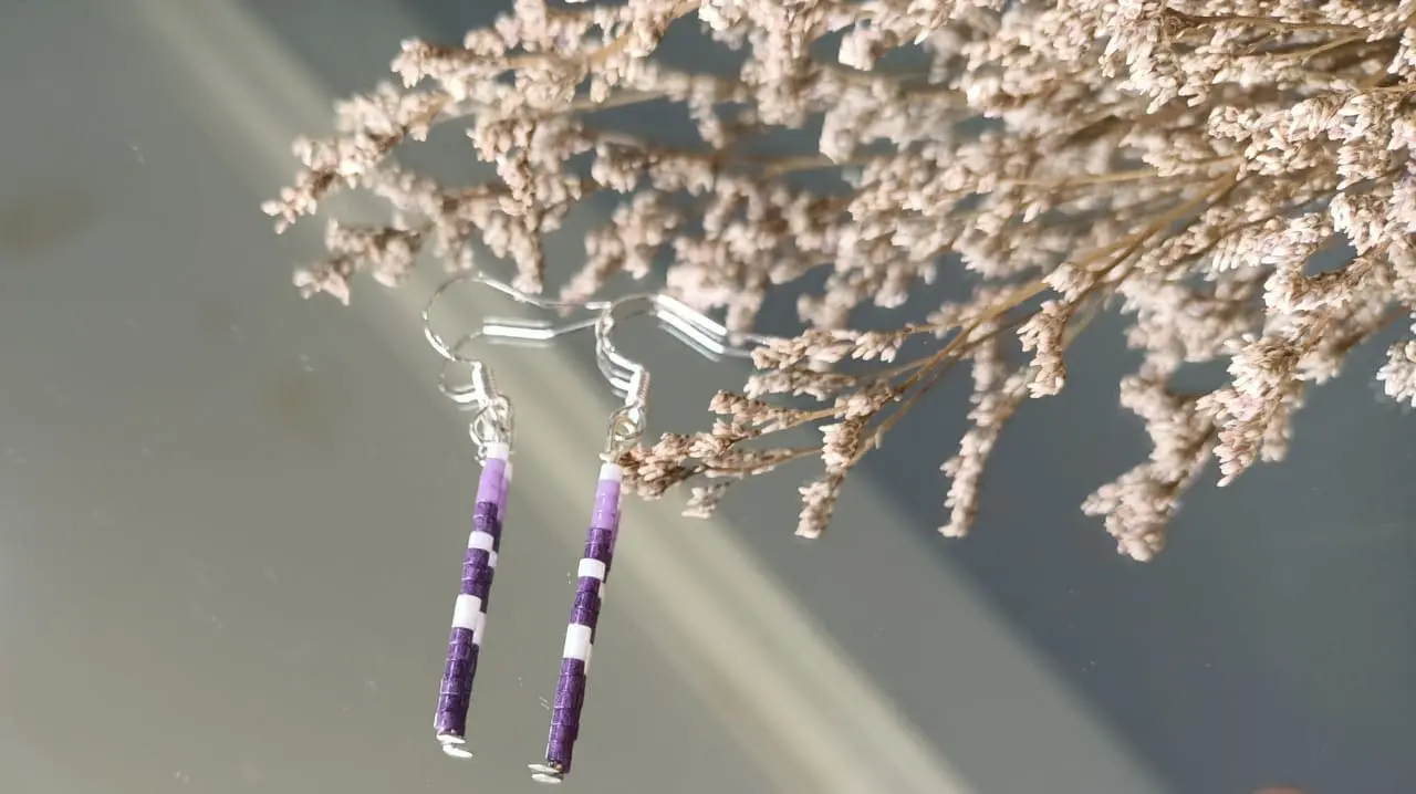 THE STONE Simple Long Beaded Drop Earrings